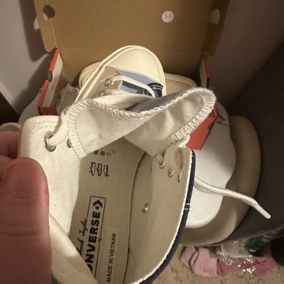 Converse High Tops NIB - Picture 9 of 11